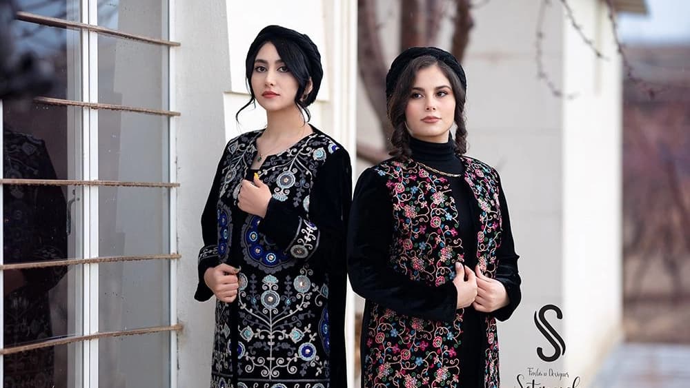 مخمل دوزی